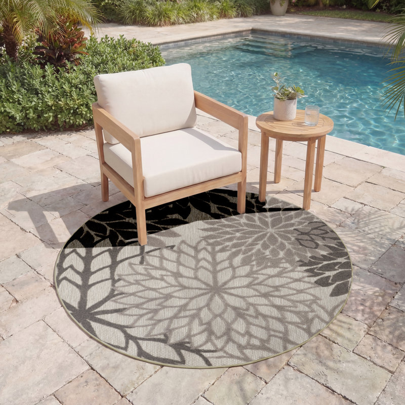 Tapis intérieur / extérieur à motif floral Arnkell, Rond 5 pi 3 po