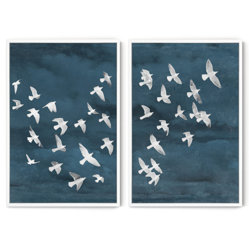 Paire d'oiseaux en vol, H 30 po x l 45 po, Blanc