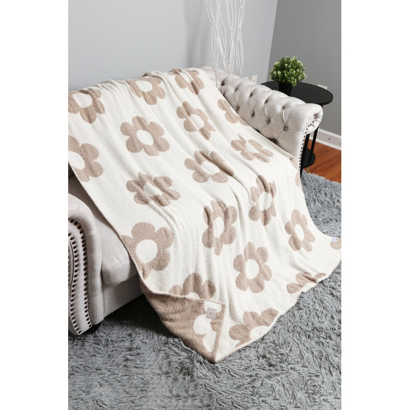Retro Daisy Pattern Luxury Soft Throw Blanket, Beige