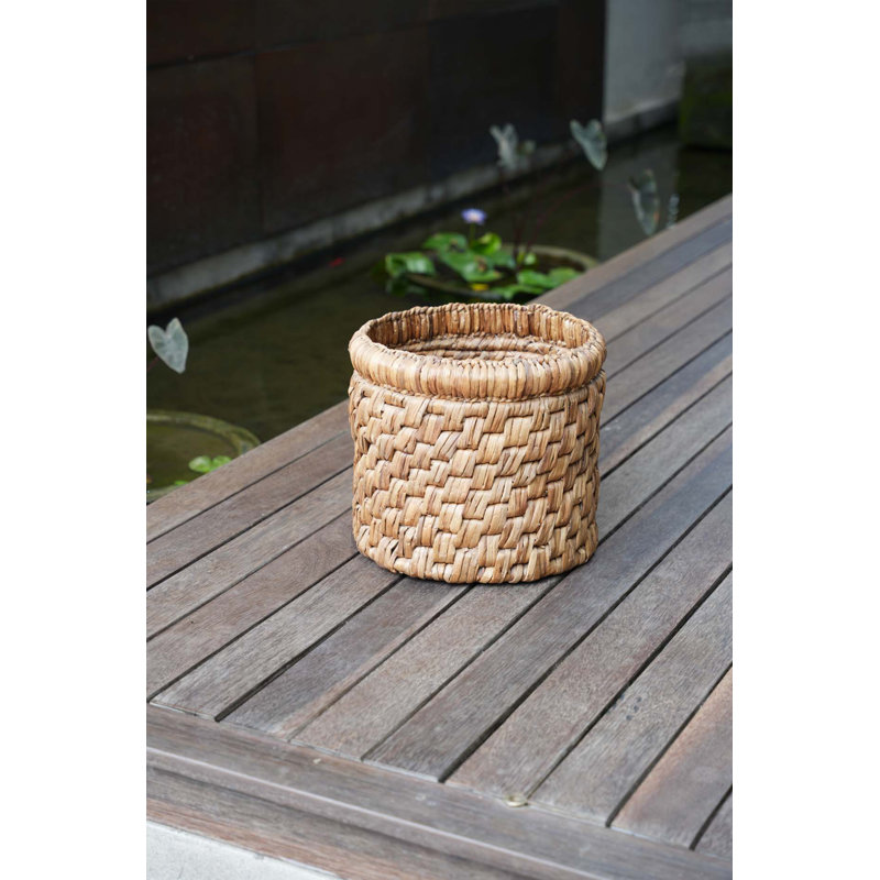 Bay Isle Home Water Hyacinth Decorative Basket