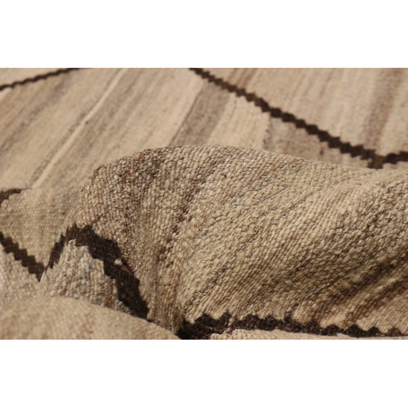 Sivas Beige, Tan Kilim 8'6" x 11'5"
