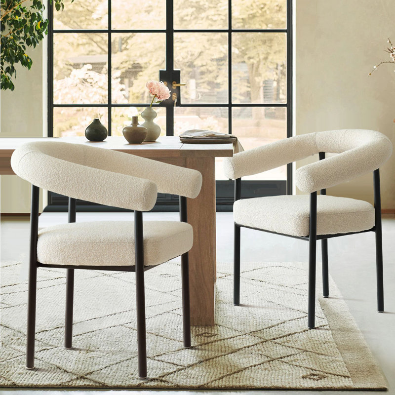 Chaise rembourrée avec accoudoirs courbés Modern Boucle