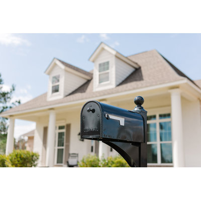 Edwards Steel Post Mounted Mailbox with Magnetic Closure