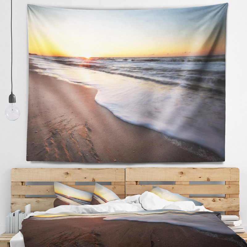 Tapisserie «Seashore Under Fiery Sunset Sky», H 68 po x l 80 po