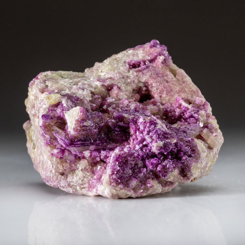 Vésuvianite de la mine Jeffrey, amiante, Québec, Canada