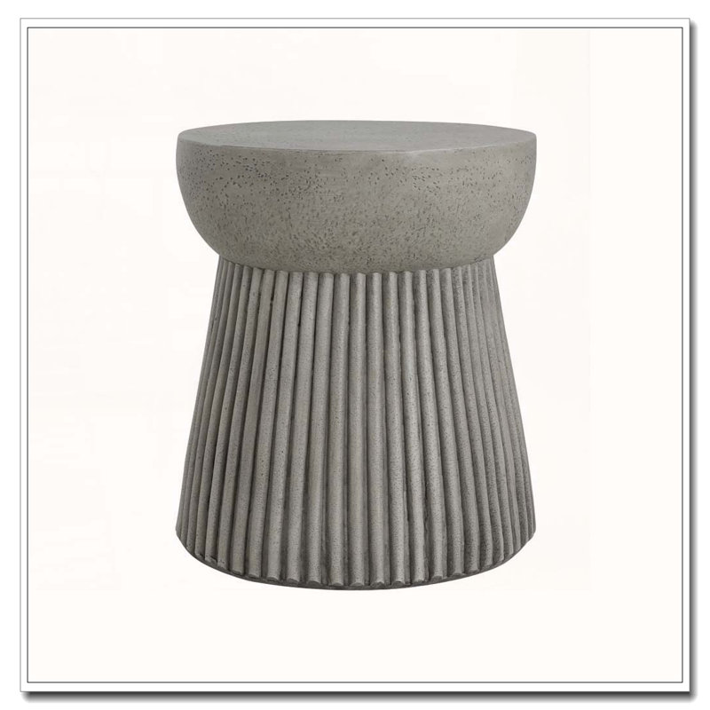 Table d'appoint d'extérieur en béton léger