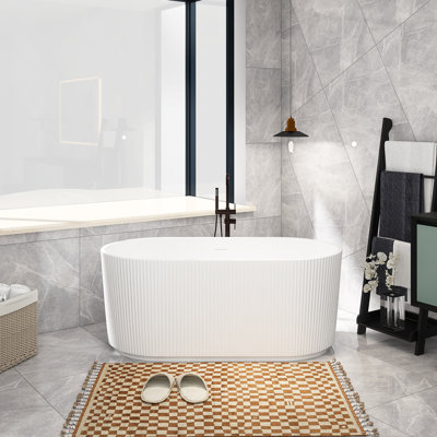 61'' x 30.7'' Freestanding Soaking Acrylic Bathtub