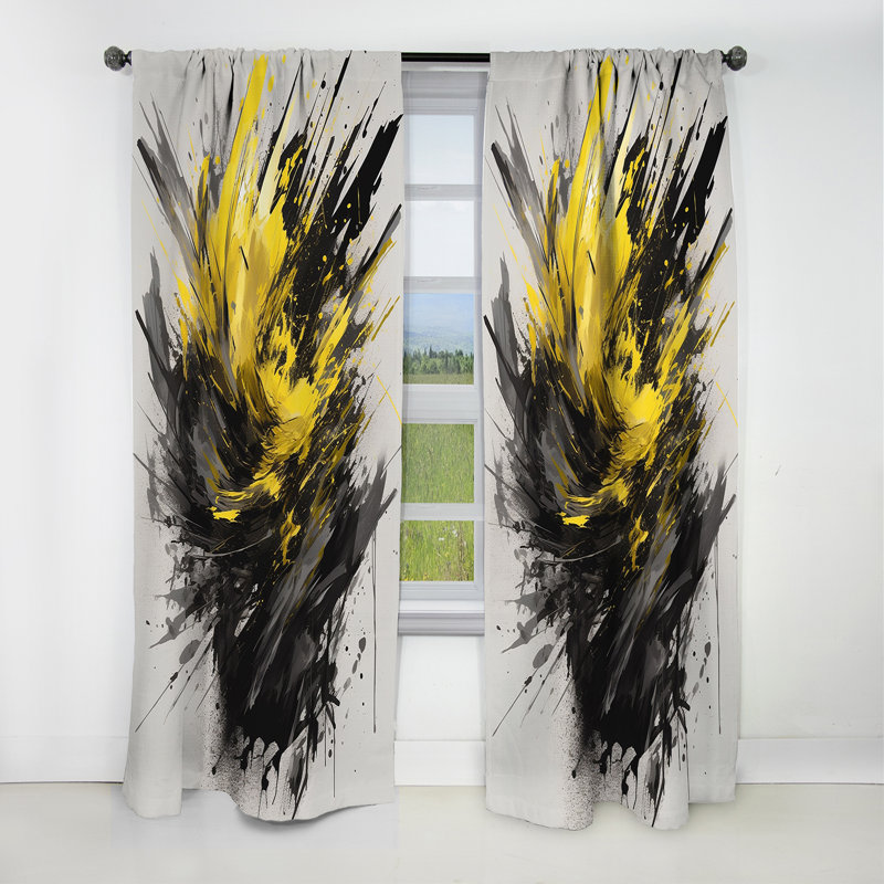 «Evolving In Yellow Grey» - Rideau occultant géométrique abstrait - 1 panneau, 52" W x 120" L