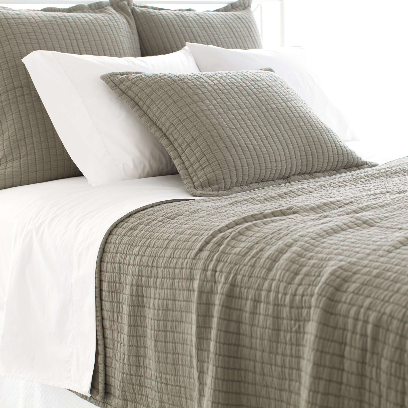 Boyfriend Matelasse Coverlet, King Coverlet, Gray