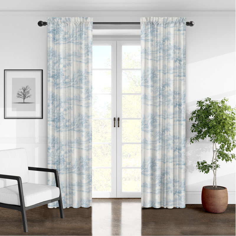 Rustic Cabin Toile, 50" W x 108" L, Cornflower