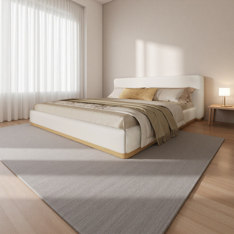 Lit rembourré élégant avec structure en bois massif, offrant une nouvelle expérience de sommeil confortable, très grand lit