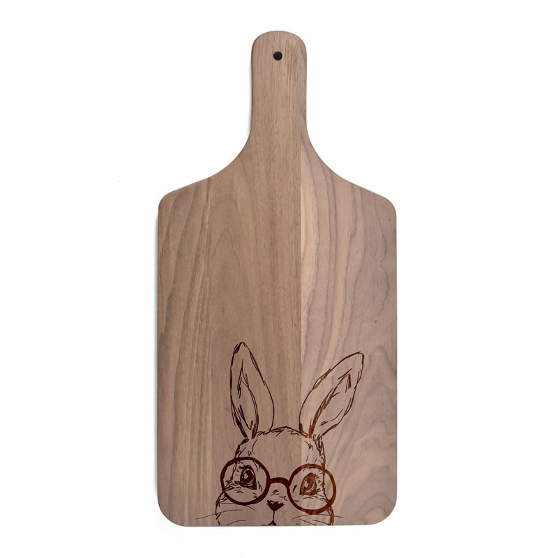 Lapin avec planche à découper avec lunettes