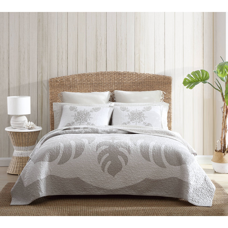 Molokai Gray Reversible Cotton King Quilt Set