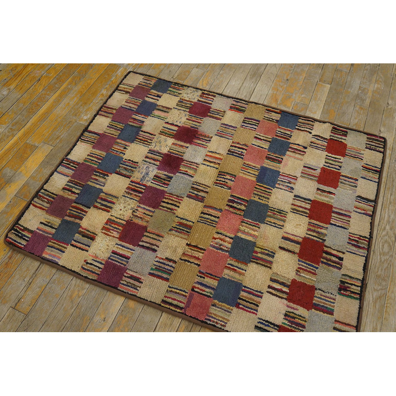 Tapis en laine crocheté antique American