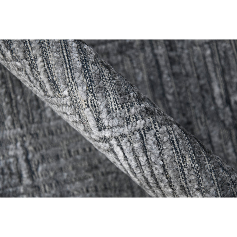 Halesite Geometric Indoor Rug, Rectangle 2' x 3'
