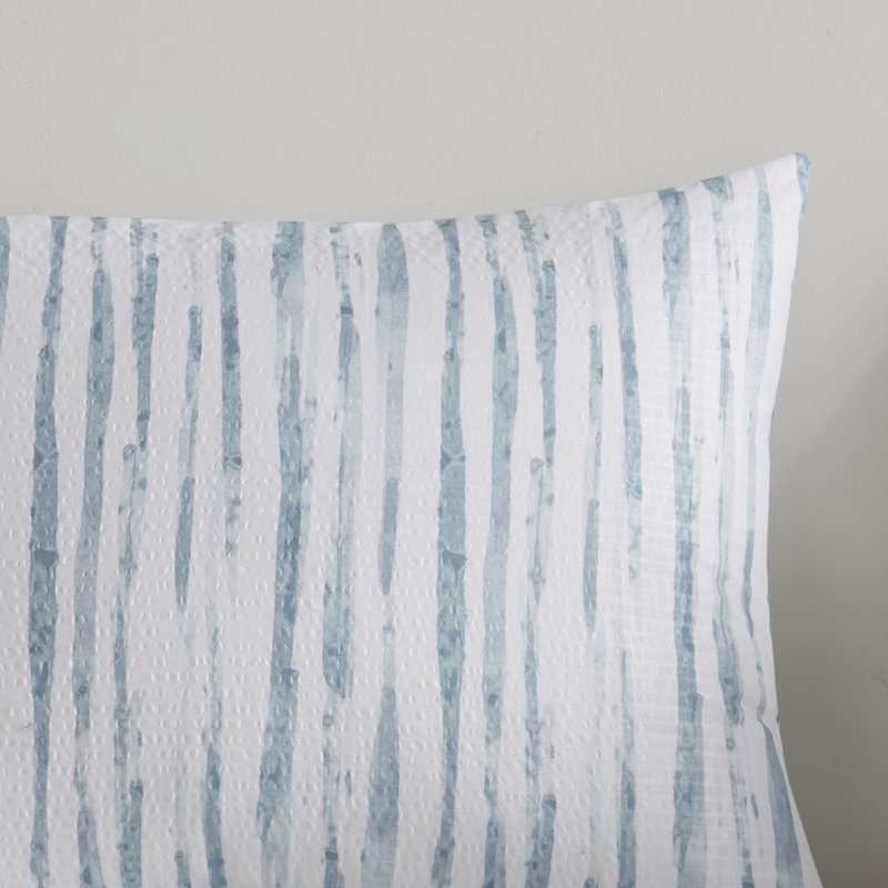 Blue Brush Stroke Reversible Seersucker Full/Queen Duvet Cover Set
