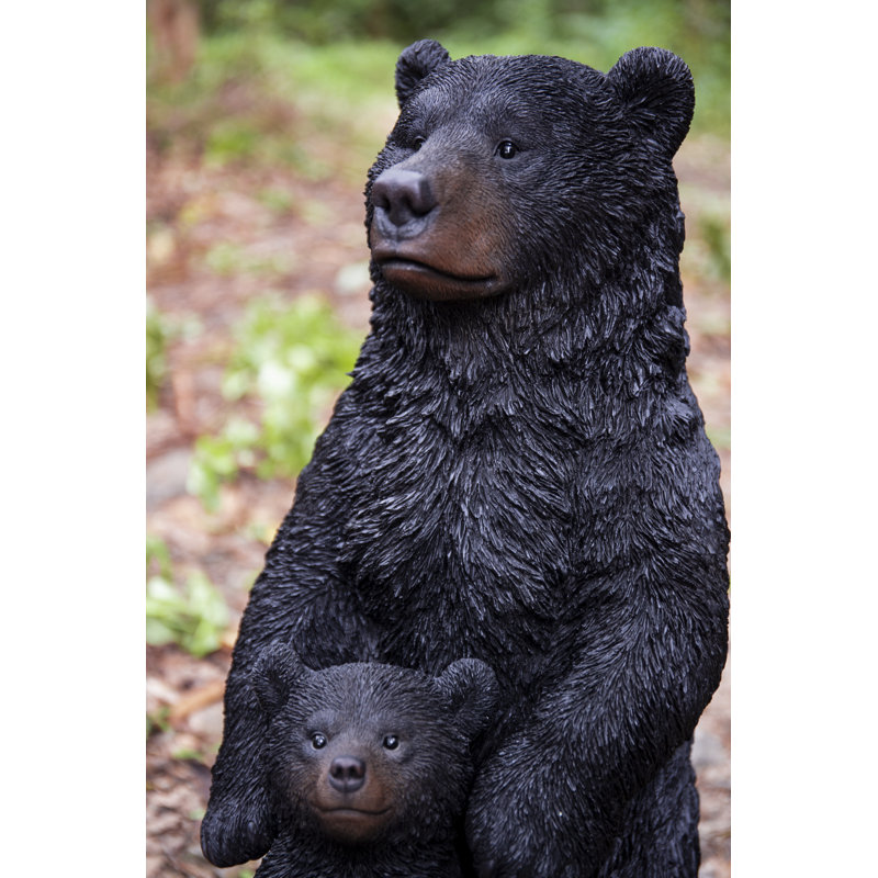 Mère debout et oursons, Noir
