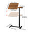 Table de lit mobile 70 cm (L) x 40 cm (P) avec roulettes dissimulées, idéale pour le lit, le canapé ou le bureau à domicile. Support réglable en hauteur pour ordinateur portable, chariot avec plateau inclinable et porte-gobelet, marron.