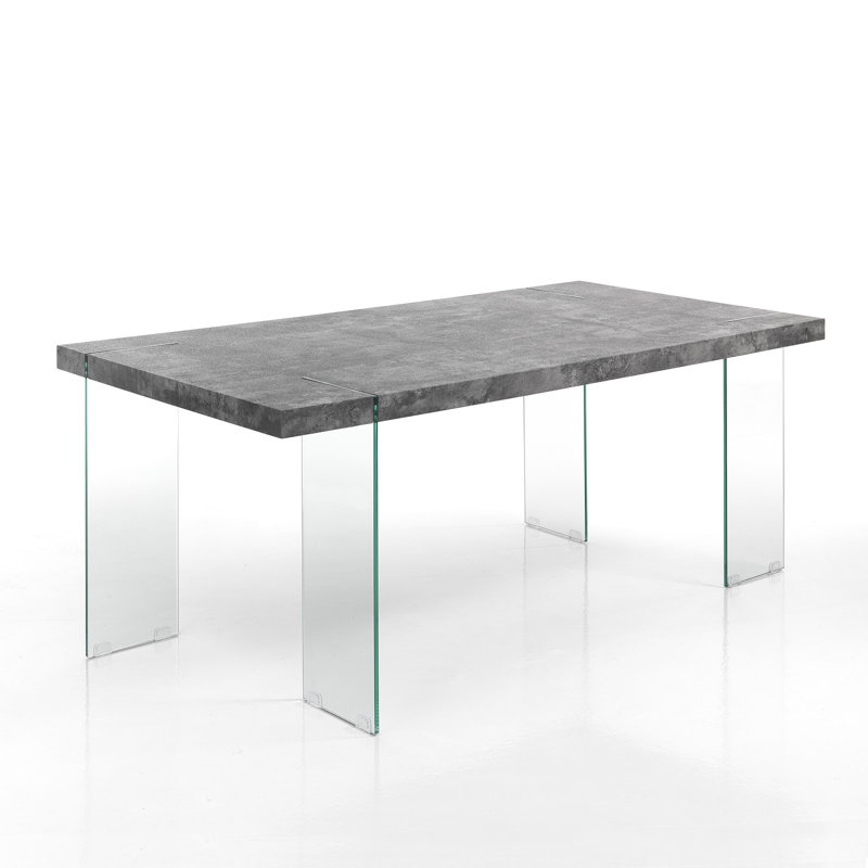 Amai Dining Table