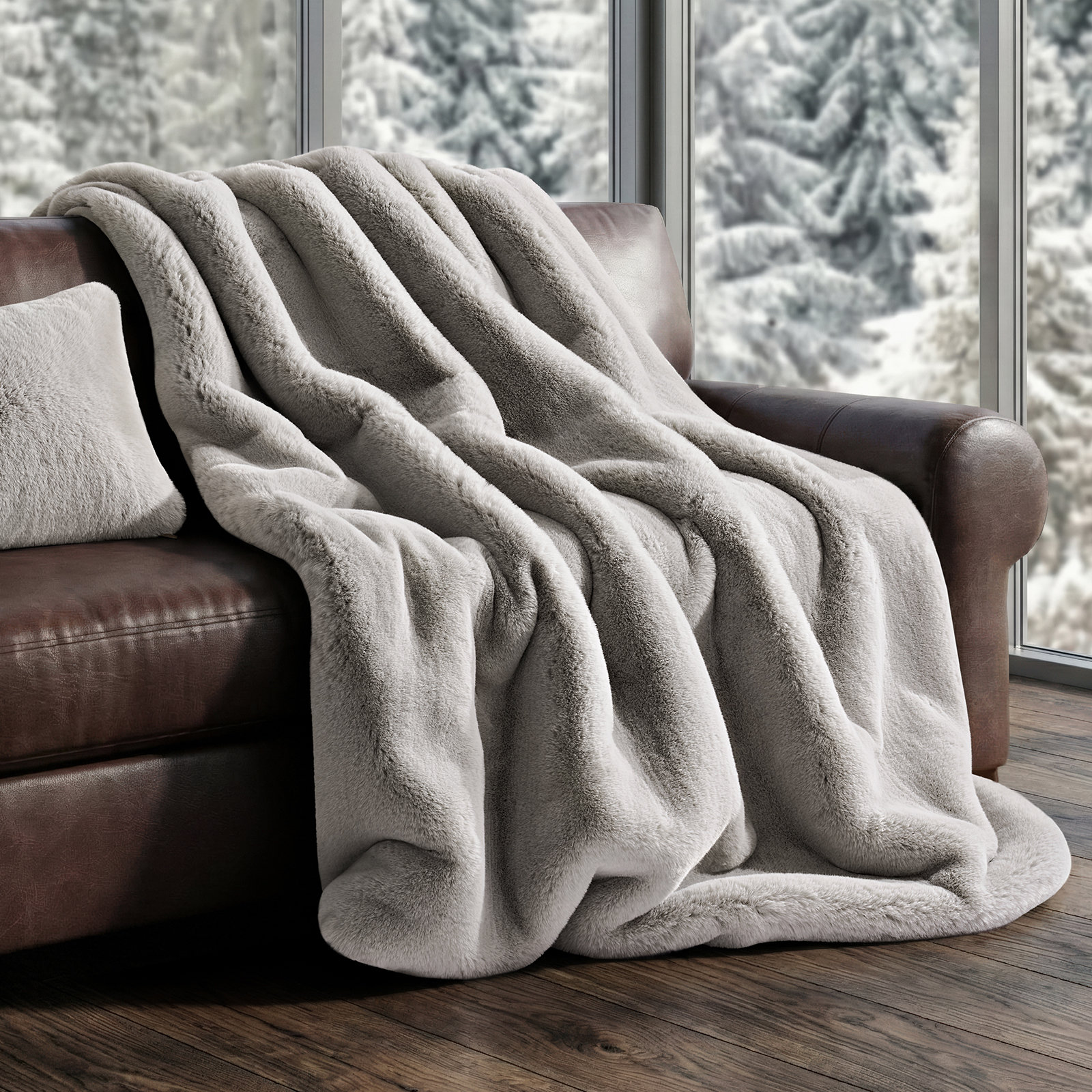Chinchilla Faux Fur Throw Blanket, 60" L x 50" W, Silver Taupe Mink