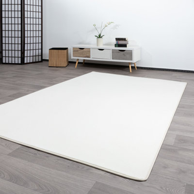 Hickenbotham Solid Colour Area Rug
