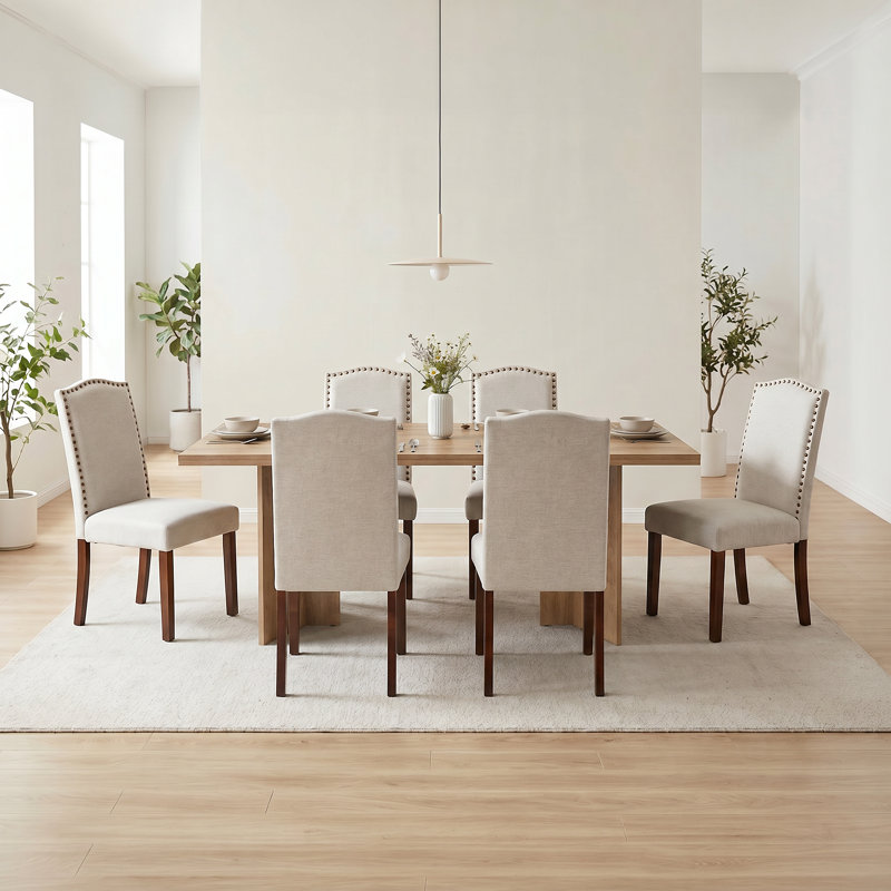 Table de salle à manger rectangulaire en bois Amiin 70 po avec 6 chaises Parsons rembourrées Criselle à dossier solide, Beige