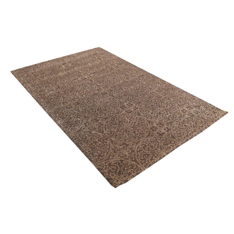 Tapis brun foncé 5 x 8 Pineland