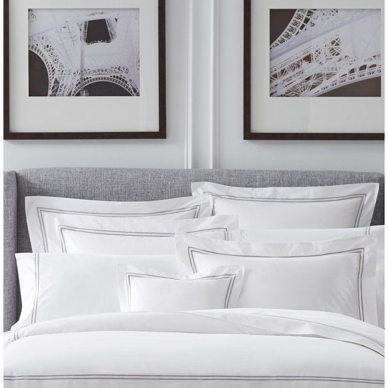 Grande Hotel Percale Pillow Case, King, White/Silver