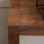 Table en bois massif derrière le canapé, entrée rétro étroite pour le couloir, espaces polyvalents pour la maison, cadre, surface imperméable, console facile à assembler, usages multiples dans la maison, style long et simple