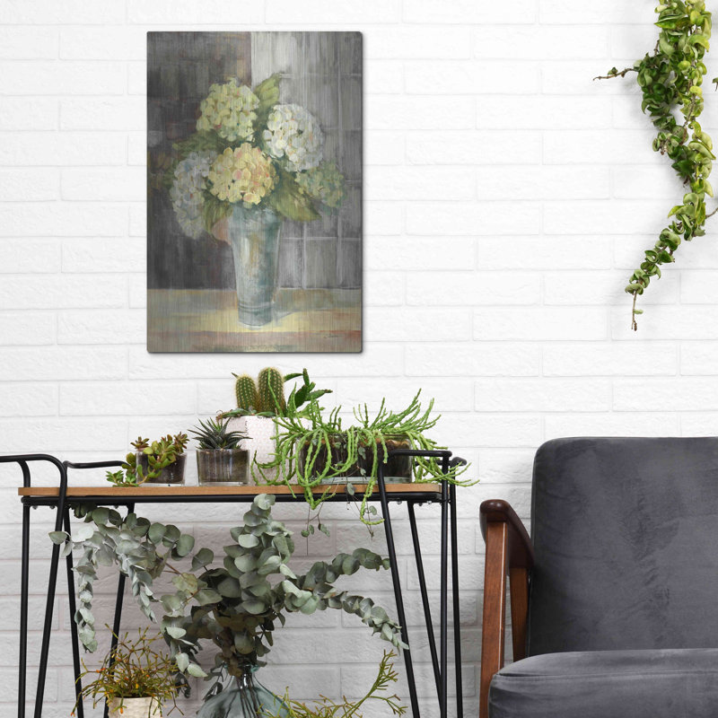 «Yellow Hydrangea Gray» par Carol Rowan, H 16 po x l 12 po