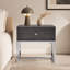 Table de bout durable et élégante pour une décoration polyvalente