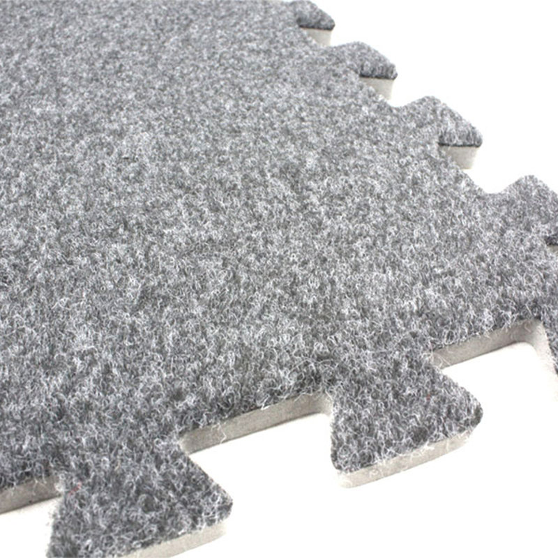 Carreau moelleux 24 po x 24 po, Gris clair