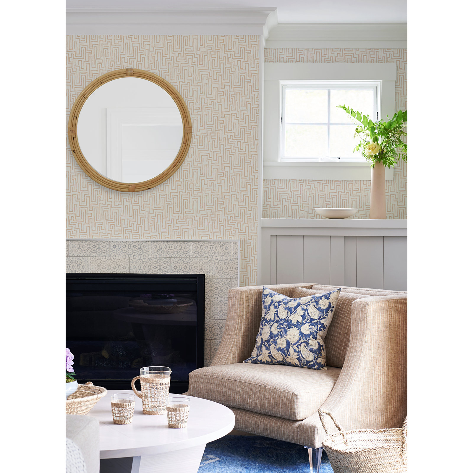 Delaney 33' L x 20.5" W Wallpaper Roll, Light Pink