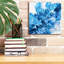  «Abstract Pouring O» par Jean Plout, art mural sur toile, 12 po x 12 po