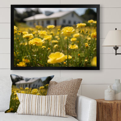 «Yellow Buttercups At The Farm II», reproduction sur toile