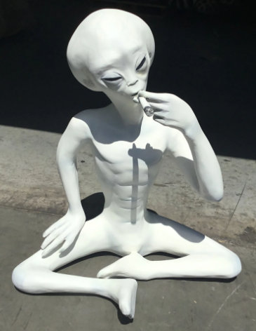 Jahcure Alien With Cigar Life Size Statue