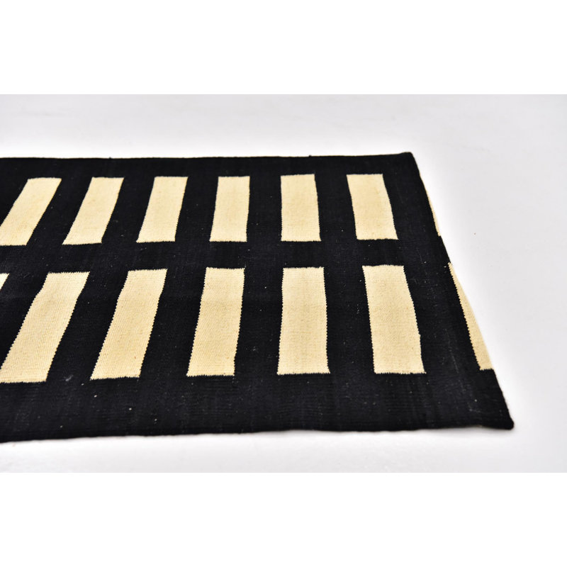 Runner Ohlson Black Rug