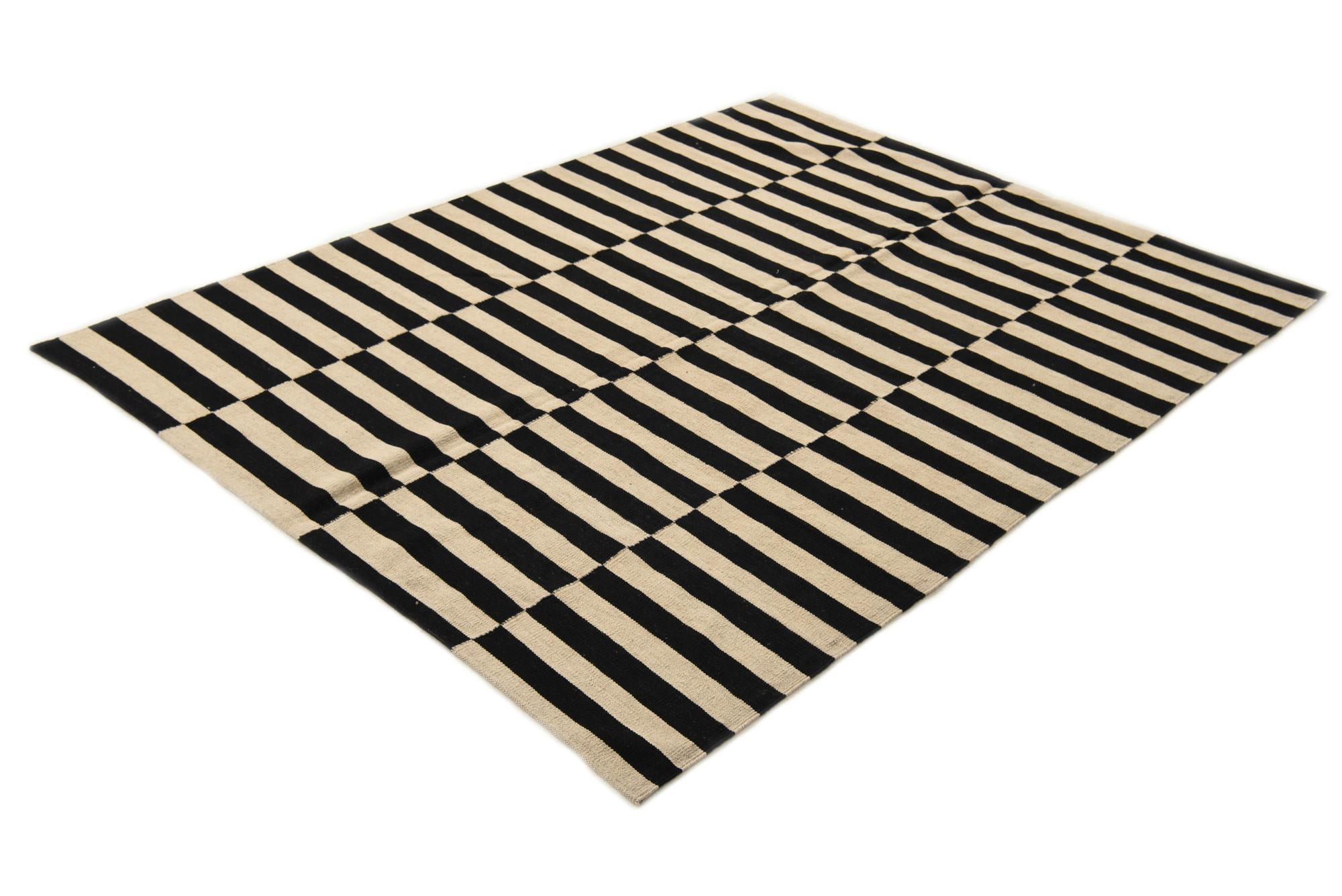 Wayfair Black And White Rugnull