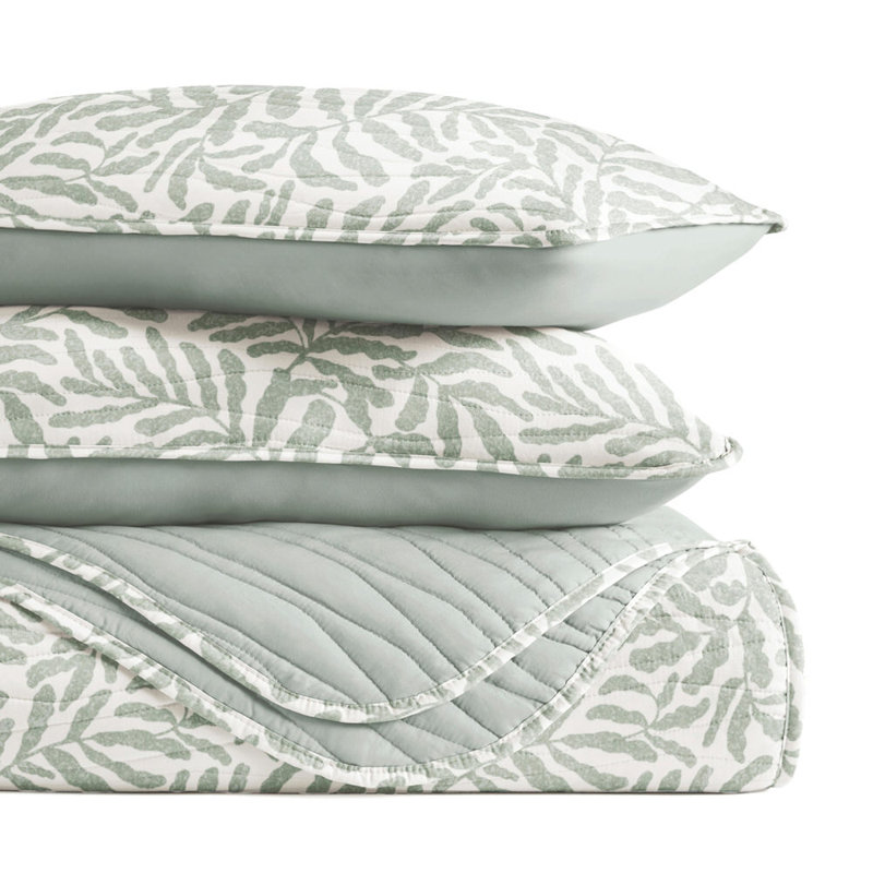 Quilt Set Super Soft Lightweight All Season Quilted Coverlet in Tossed Ferns, Green