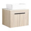 Meuble-lavabo moderne de 24 po. Chêne blanc mural avec lavabo en céramique. Porte à fermeture en douceur et rangement intérieur généreux. Lavabo en chêne. Armoires de rangement abondantes.