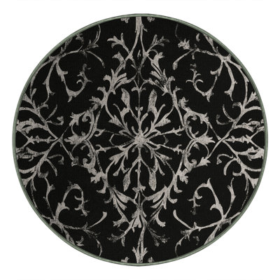 Tapis Veiled Elegance