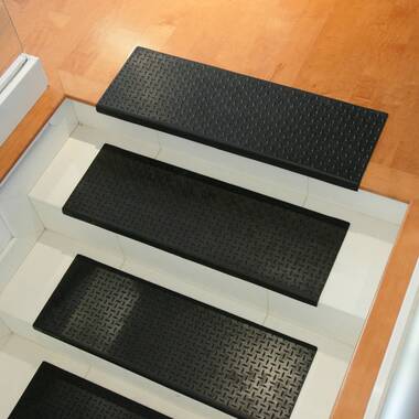 Ottomanson Waterproof, Low Profile Non-Slip Indoor/Outdoor Rubber Stair  Treads, 10 in. x 30 in. (Set of 5), Black Holes RDM8753-5PK - The Home Depot