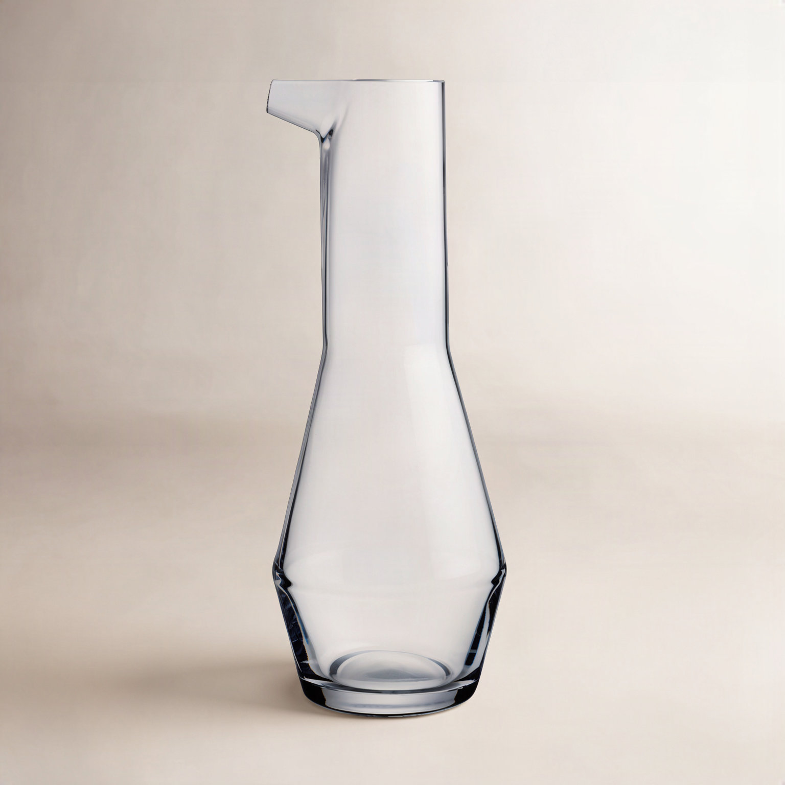 Beak 33.81oz. Pitcher, Clear