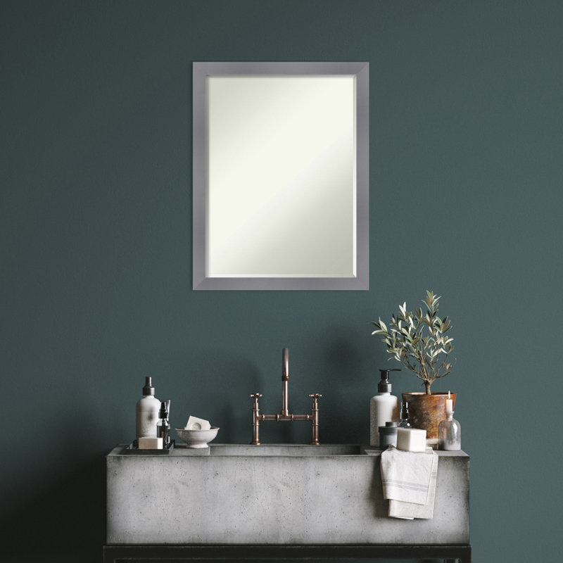 Miroir mural Edweina, 26,5 po x 20,5 po, gris