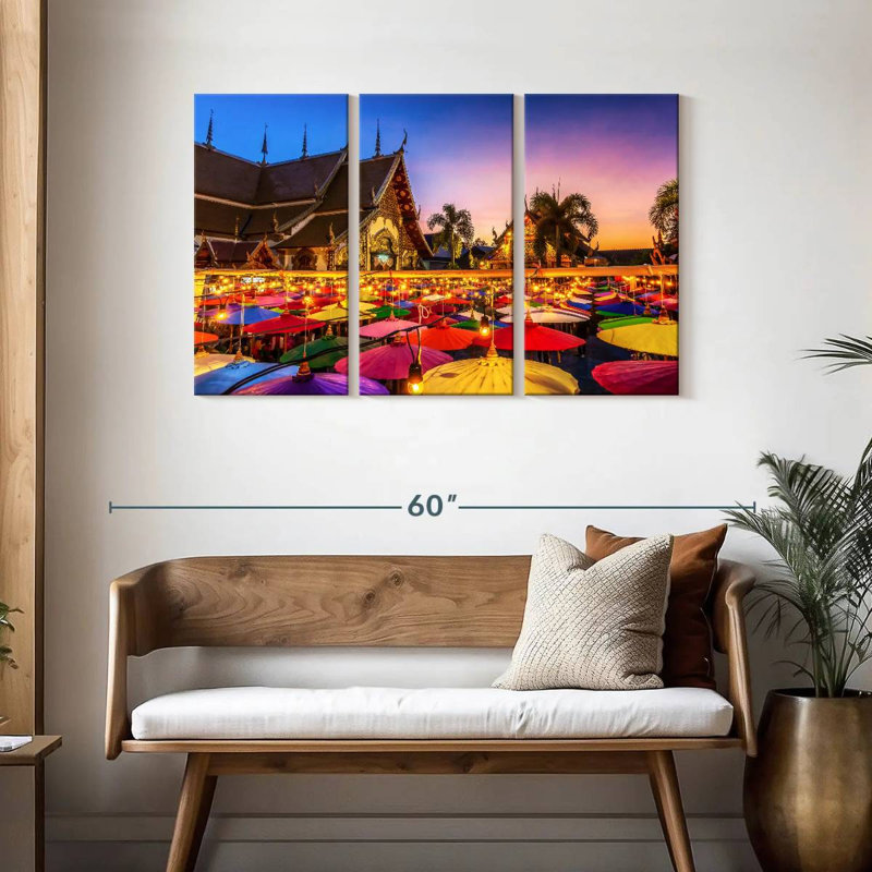 Loy Krathong Festival, H 28 po x l 45 po