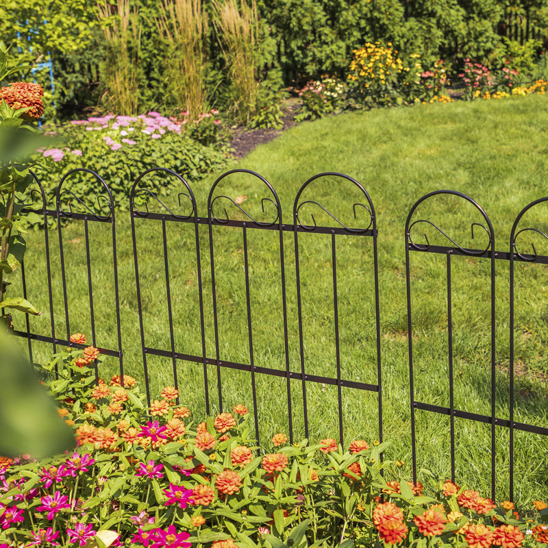 Black Metal Decorative Garden Border Fence