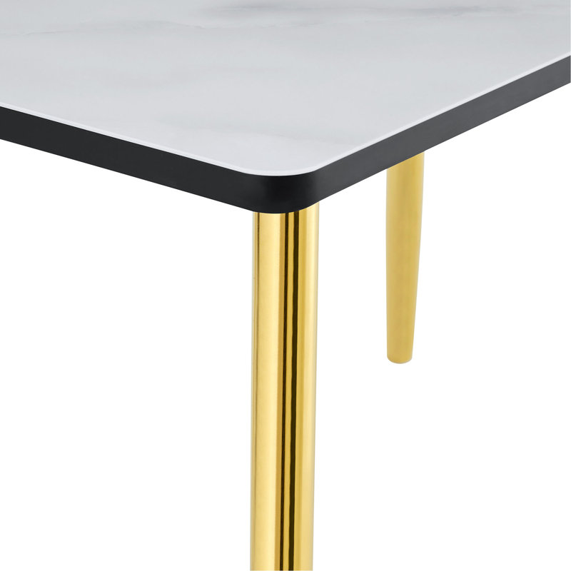 Table de salle à manger rectangulaire moderne et minimaliste, pouvant accueillir de 4 à 6 personnes. Comptoir en verre trempé + panneau de fibres à densité moyenne inférieur, texture imitation marbre, pieds fuselés en métal. Convient aux restaurants minimalistes.