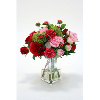 Arrangement floral mélangé à vase