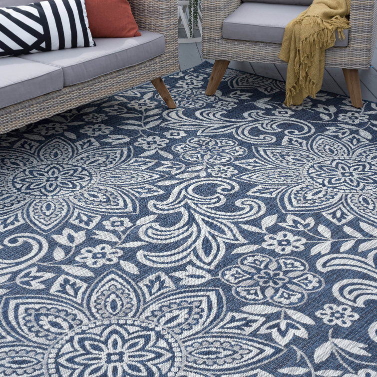 Speegle Indoor / Outdoor Rug