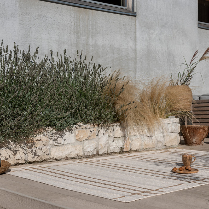 Zona Outdoor Striped Area Rug in Sesame/Beige, Rectangle 6'7" x 9'2"
